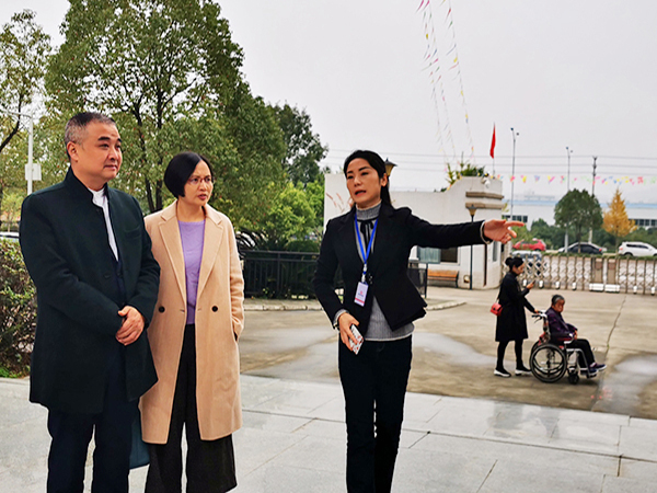 一暄康养管理团队赴绵阳市中心社会福利院交流学习图1