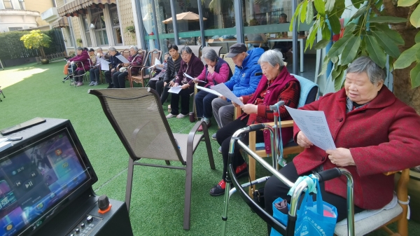 成都养老院一暄康养教您保护听力的小窍门 (2)