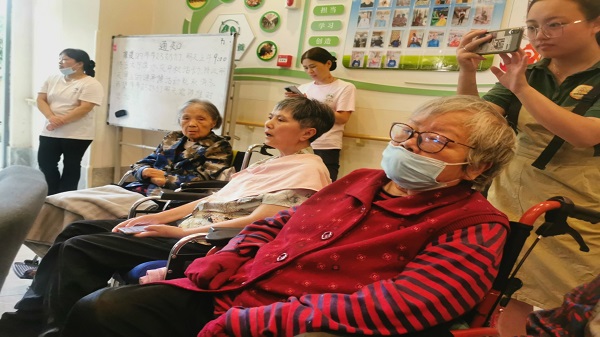 老龄群体怎样能安稳过秋？成都口碑好的养老院来解答（1）