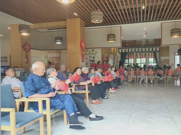 情系端阳 爱在敬老主题活动在一暄康养活动大厅开展