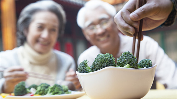 成都金牛区养老院一暄康养探讨老年人怎样增加食欲