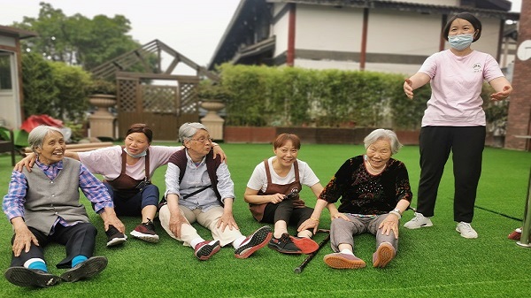 成都养老院发现：影响国人寿命的两大因素
