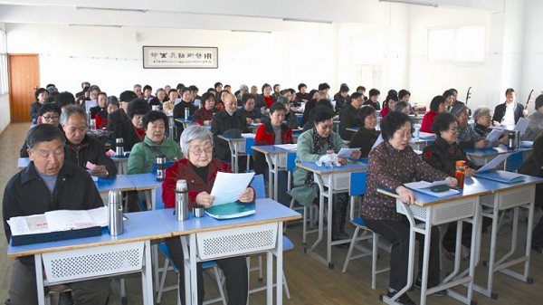 成都金牛区养老院一暄康养：莫道桑榆晚，为霞尚满天（2）