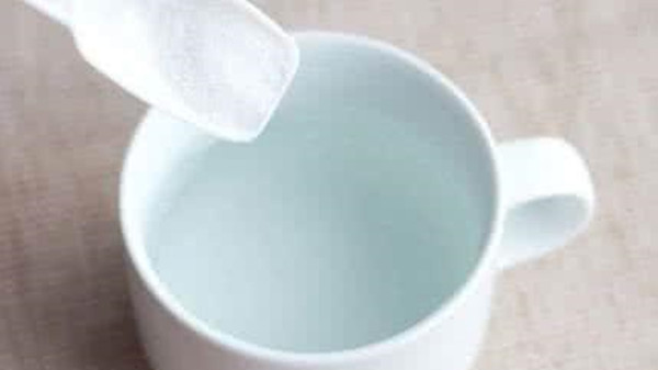 成都金牛区养老院一暄康养提醒女性晨起保健禁忌喝的水（2）-盐水1