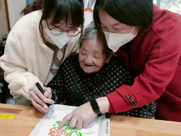 养老驿站贴心服务