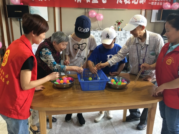 【一暄康养】如何关爱老年人