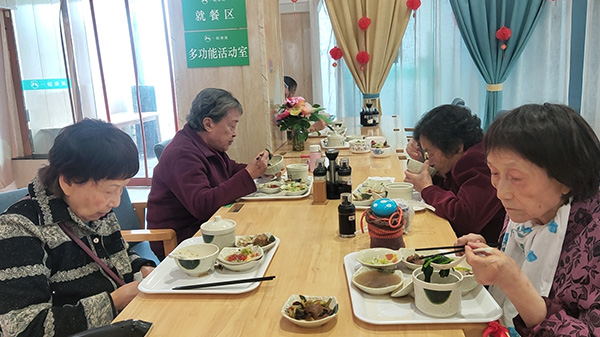成都金牛区养老院一暄康养注意到成都市长期照护保险注意点 (2)
