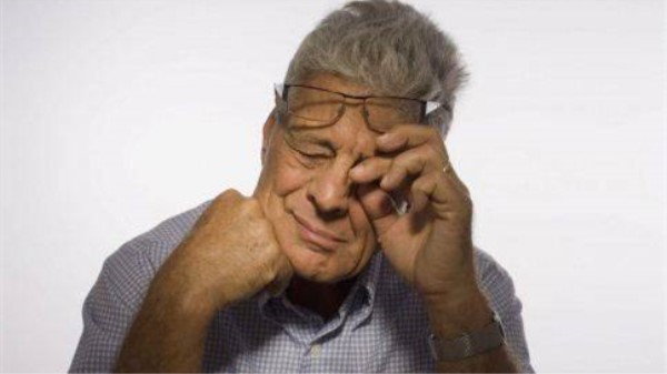 一暄康养教您中老年人眼部护理-中老年人常见的7种眼病（一）