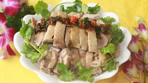 美味鸭肉的10种做法，成都养老院教您制作（三）-凉拌鸭肉