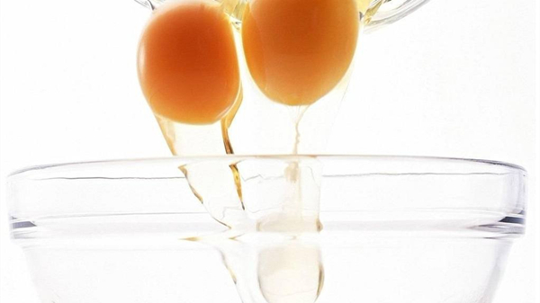 成都养老院一暄康养提醒鸡蛋的6种错误吃法（2）-生吃鸡蛋2
