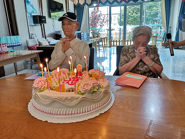 一暄海洋公园分院献给爷爷奶奶的七月生日会祝福