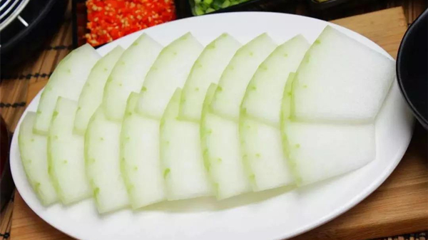 口腔溃疡老不好，成都好的养老院一暄康养有妙招（一）-冬瓜