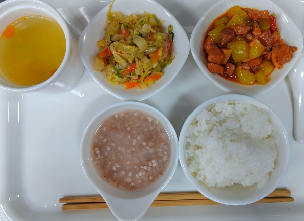 成都养老院夏季时令蔬菜推荐——佛手瓜