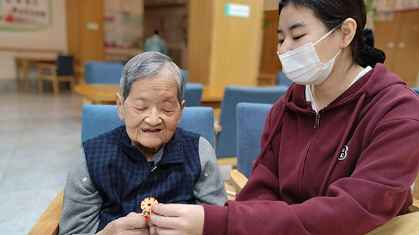 成都双流有暖气的养老院一暄康养获悉，西藏举办养老服务人才培训班