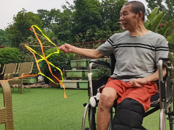 轮椅党也能做开心的运动！成都养老院里的体操让您身心愉悦！