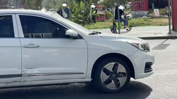 雷暴大雨如何安全行车