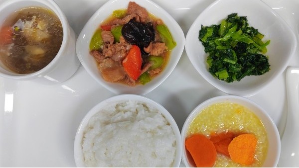 成都养老院夏季时令蔬菜推荐——丝瓜