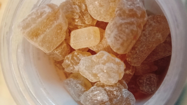成都养老院经验分享-一暄康养-吃冰糖有什么好处？（四）