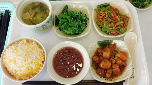 成都养老院经验分析-冬季健康16项关键-食补汤